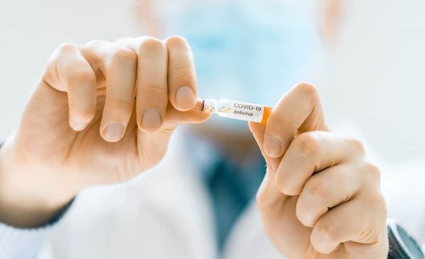 Comment les exercices d'équilibre peuvent-ils aider les seniors à prévenir les chutes et à maintenir leur indépendance ?